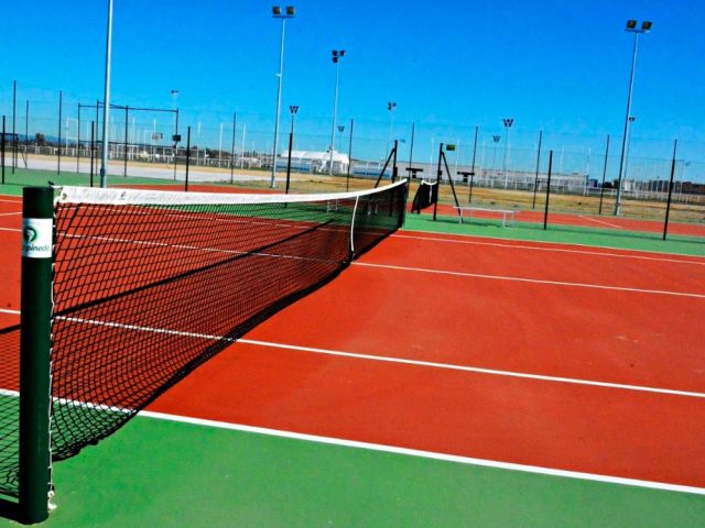 pista de tennis cazalegas